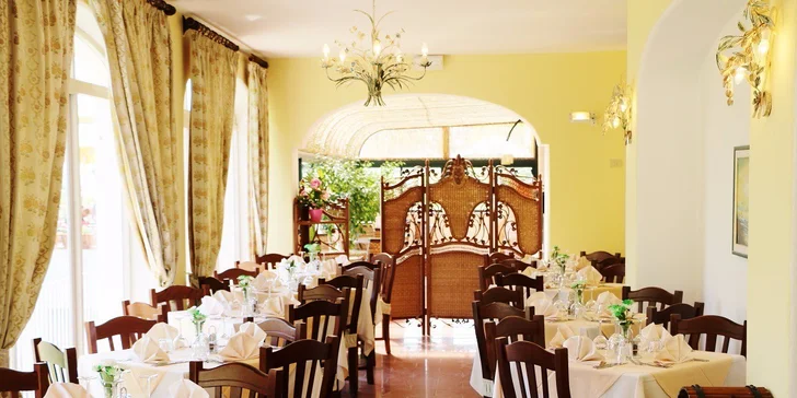 Léto na Ischii: 7 nocí, 3* hotel, zátoka s termální vodou, dítě do 12 let zdarma