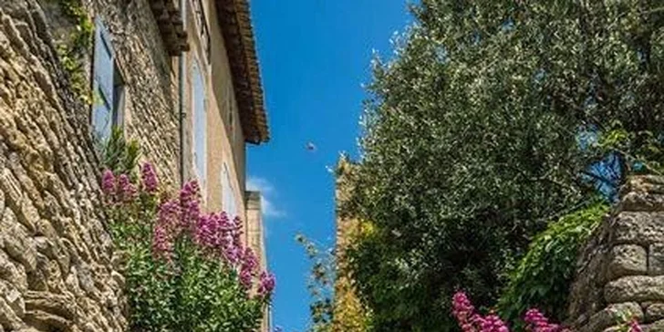 Zájezd do Provence včetně koupání v překrásném Nice