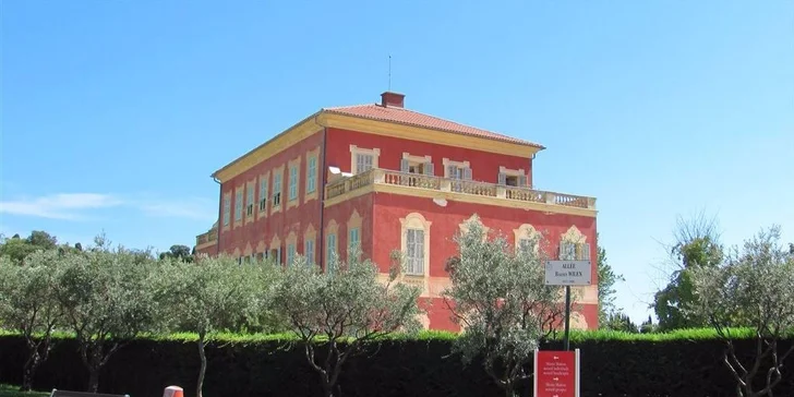Zájezd do Provence včetně koupání v překrásném Nice