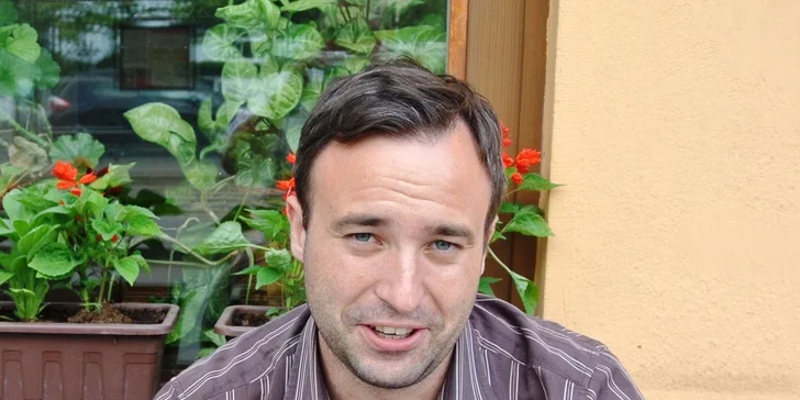 2× hamburger a hranolky či restované brambory U Šebestiána
