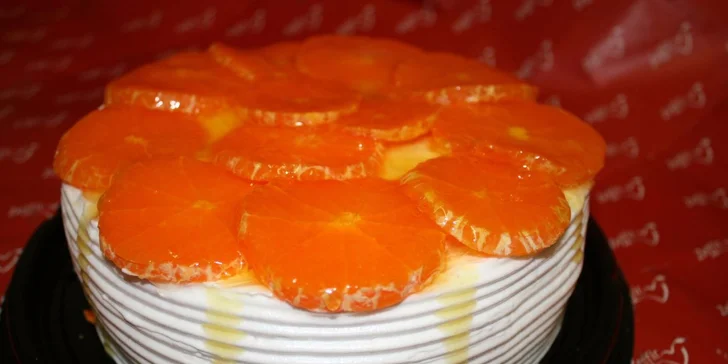 Lehké domácí dorty různých chutí i velikostí
