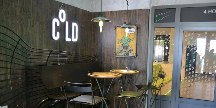 2x burger s hranolky a nápoji v Excelent Urban Pub Koley