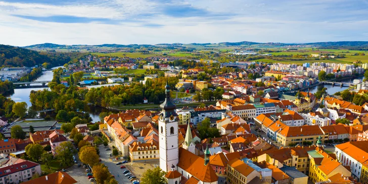 A určitě si zajděte prohlédnout město Písek. Určitě vás nadchne jeho historické centrum. 
