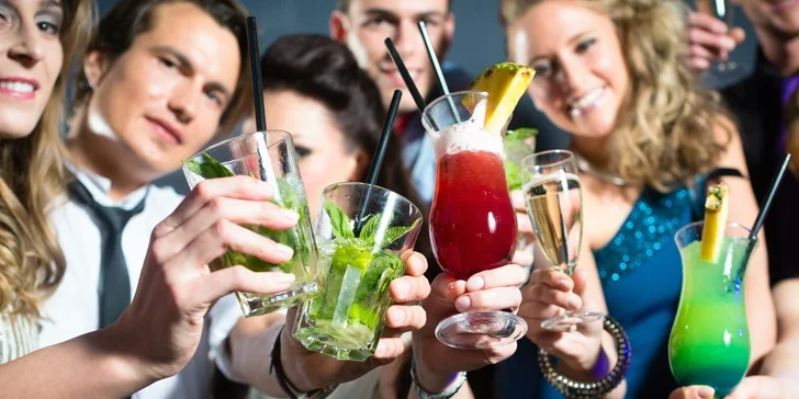 2 letní alkoholické short drinky v Coctail baru Taboo