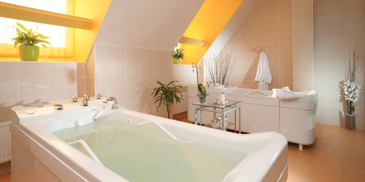 Dovolená v hotelu Pinia Hotel & Resort ve Špindlerově Mlýně: wellness, jídlo a moře výletů
