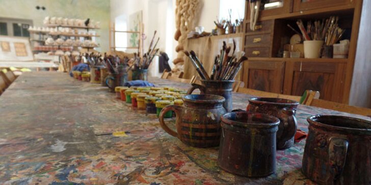 Malování keramiky glazurou v Penzionu Keramika