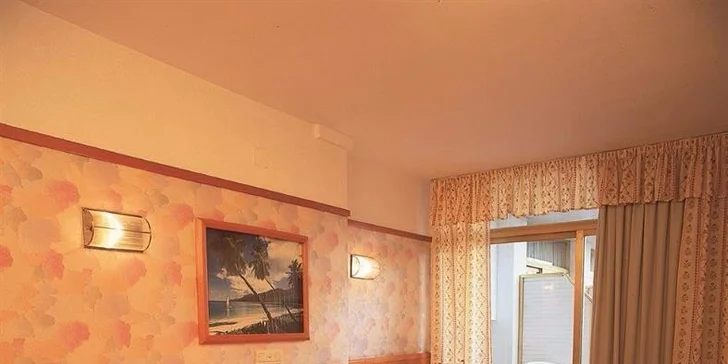 Báječná dovolená u moře v hotelu Esplendid*** ve Španělsku