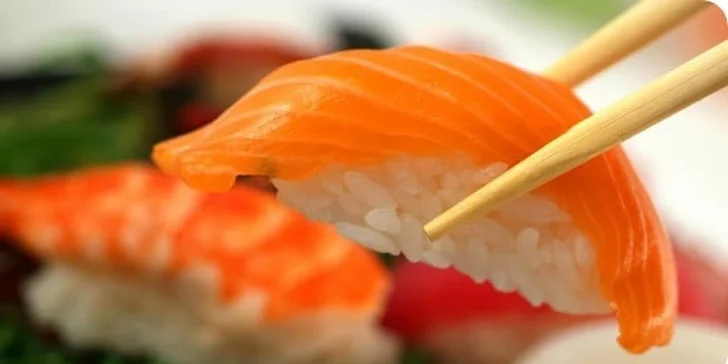 Sushi sety, running sushi nebo novinka: čínský Hot Pot
