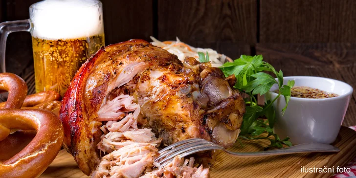 Obří uzená pečínka: 12 nebo 15 kilo kýty a pivo pro partu až 12 jedlíků