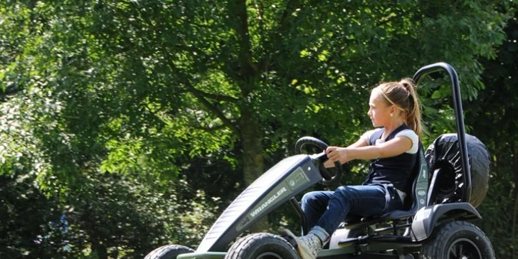 30-60 minut ve Stromovce na šlapacích čtyřkolkách