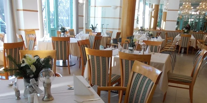 3 dny luxusního hýčkání v hotelu Cristal Palace****