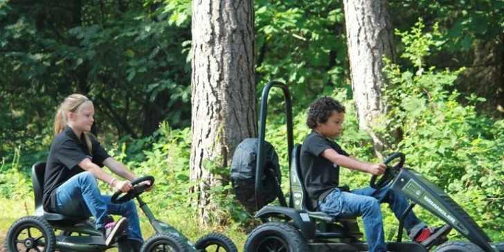 30-60 minut ve Stromovce na šlapacích čtyřkolkách
