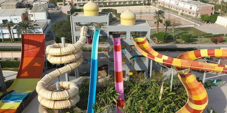 Milovníci tobogánů jistě ocení přístup zdarma do aquaparku sousedního hotelu. 