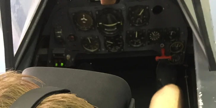 Dostanete 3D brýle Oculus Rift, které vás vtáhnou do děje.