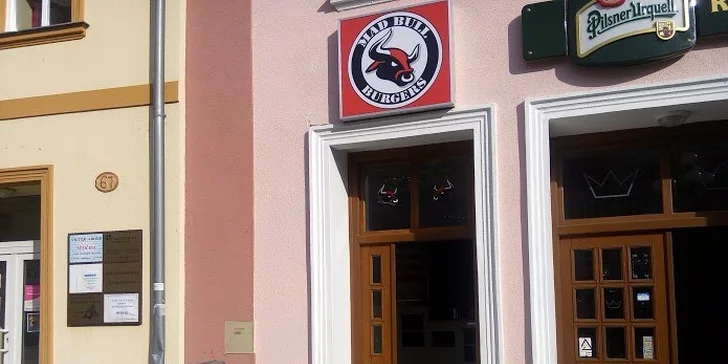 Vynikající burgery, bagety či wrapy v Mad Bull Burgers