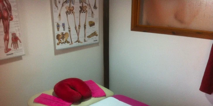Luxusní wellness masáž a masáž horkými kameny