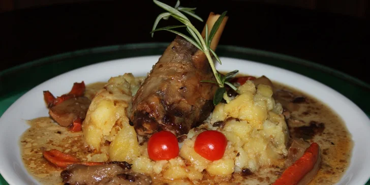Degustační menu pro 2 - restaurace a whiskey bar Valevil