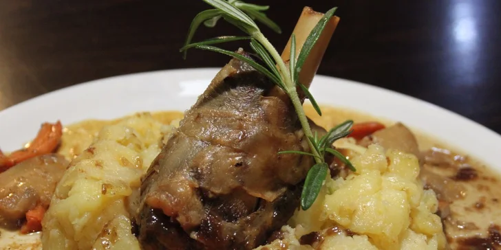 Degustační menu pro 2 - restaurace a whiskey bar Valevil