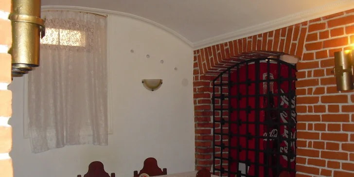 Vepřové a kuřecí řízečky v restauraci Grillpoint