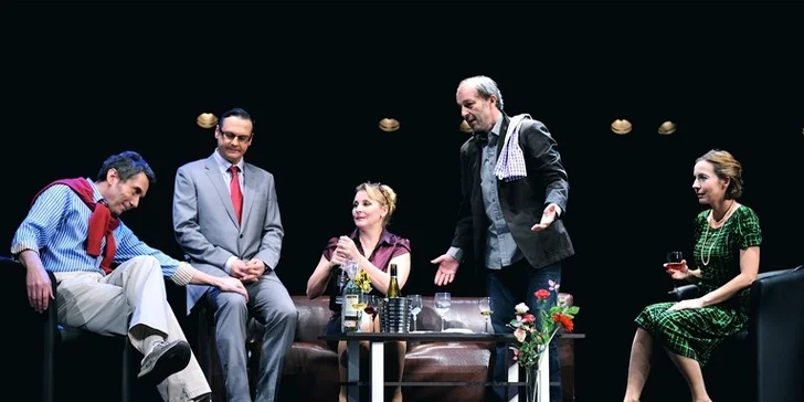 Vstupenka na představení do Divadla ABC nebo Rokoko. Česká herecká elita, 12 her předních dramatiků a libovolné termíny od května až do října!