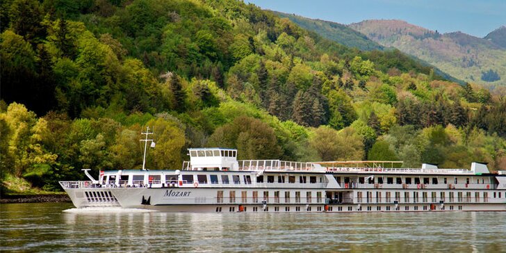 Plavba luxusní lodí s plnou penzí po řece Dunaj
