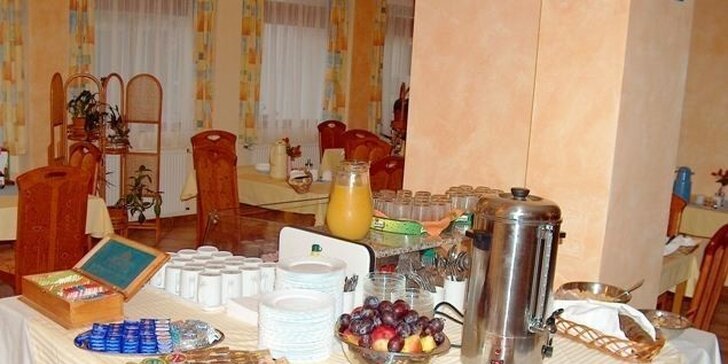 Jarní aktivní pobyt pro rodiny v Krkonoších: polopenze a sauna i horská kola