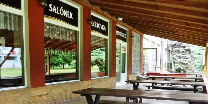 Dva 200g steaky dle výběru s přílohami v restauraci Čertovka