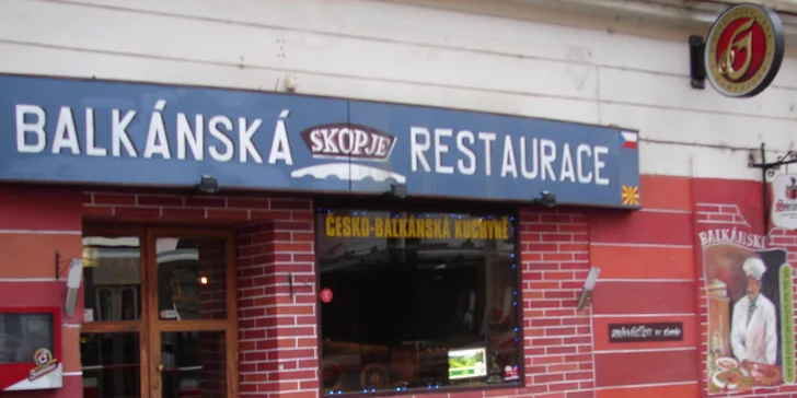 Čevabčiči v balkánské restauraci Skopje pro 2 osoby