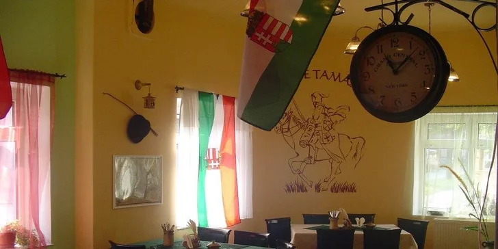Grilování prasete v restauraci Visegrád 11.7.