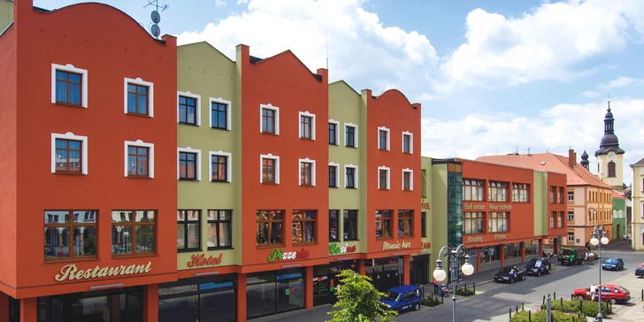4* Hotel Lužan stojí přímo na náměstí v Rumburku. 