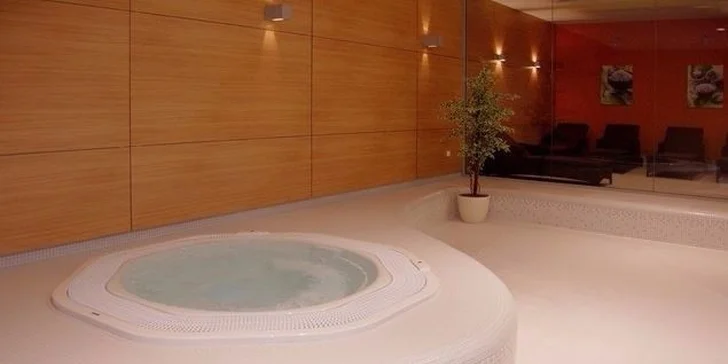 3-6 dnů v orlickohorském Hotelu Říčky s polopenzí a neomezeným wellness