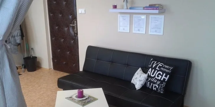 Revoluční galvanické ošetření pleti nebo těla kosmetikou Nu Skin