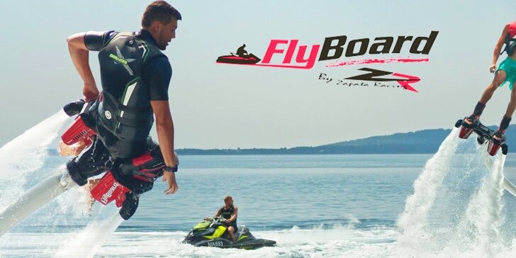 Flyboard – akrobacie nad vodou v tryskových botách