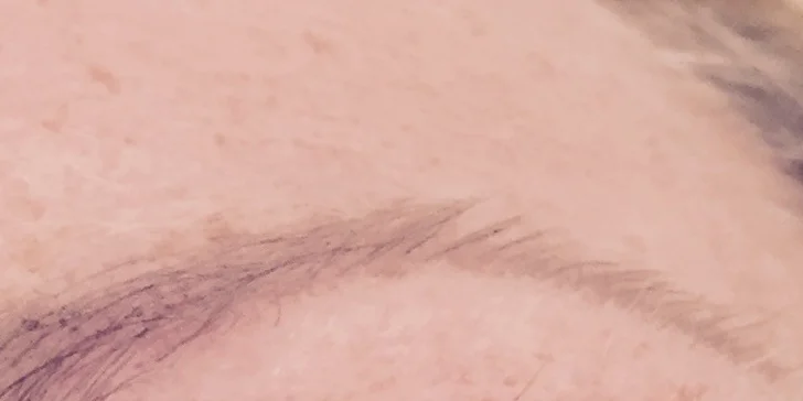 Prodloužení řas – řasa na řasu značky Violet Lashes