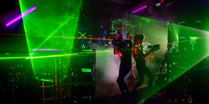 Akční Laser Game pro jednoho nebo dva hráče