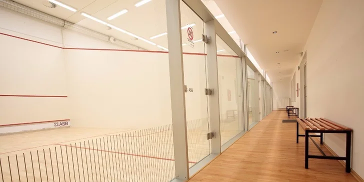 Přijďte se rozhýbat - Hodina squashe či badmintonu pro dvě osoby