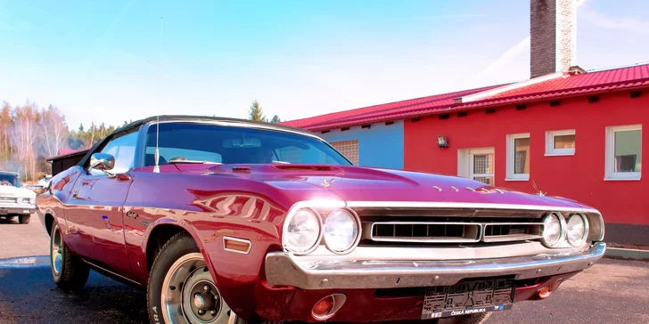 Vstupenka do nového muzea amerických historických automobilů JK CLASSICS