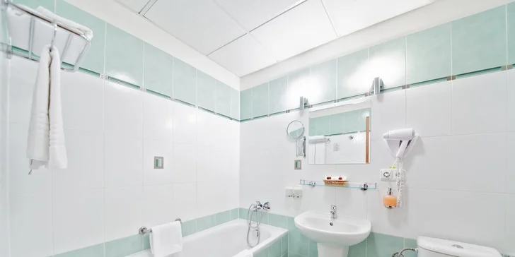 3 dny ve 4* hotelu u zámku Hluboká n. Vltavou s wellness i gastro zážitky