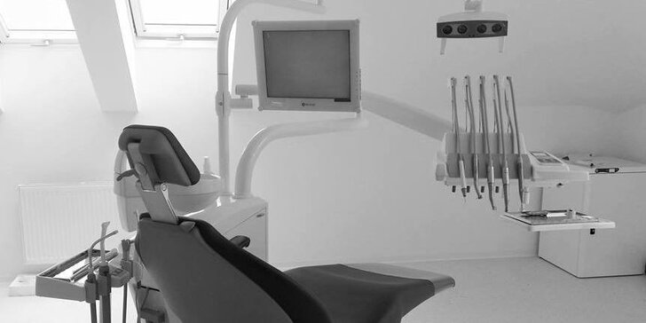 Profesionální dentální hygiena včetně air flow