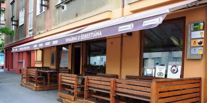 2 hamburgery + hranolky nebo restované brambory
