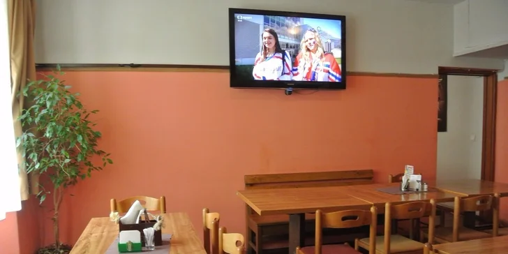 2 hamburgery + hranolky nebo restované brambory