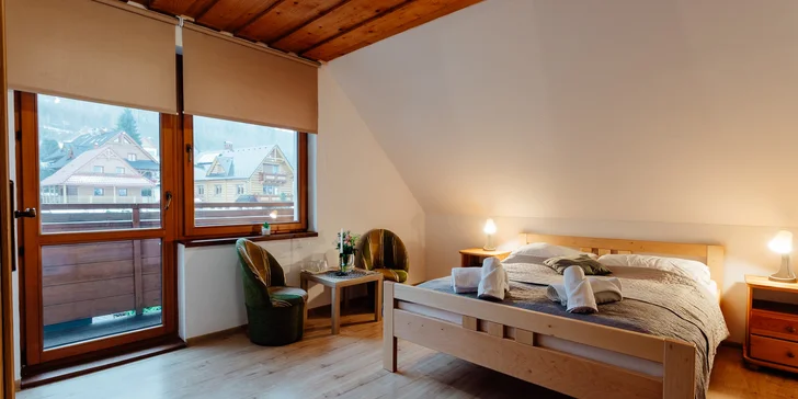 Bydlet budete v dvoulůžkovém pokoji nebo ve čtyřlůžkovém apartmánu.