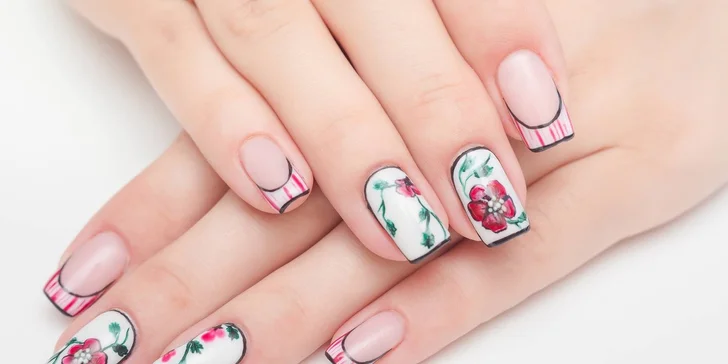 Expres manikúra CND Shellac na Václavském náměstí