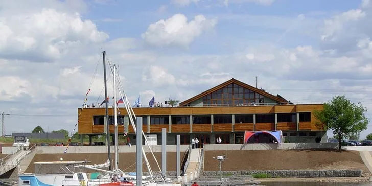 Prázdniny v Hotelu Marina na břehu Žernoseckého jezera