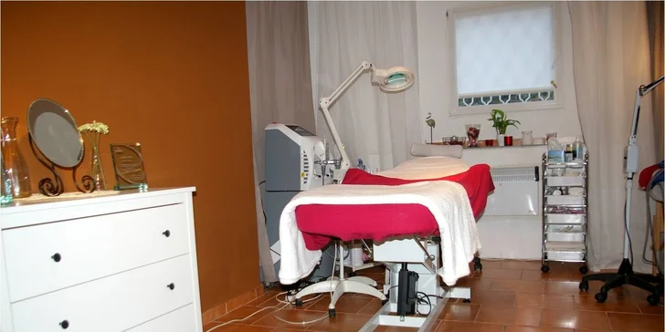 Intenzivní liftingové ošetření pomocí vibrační masky