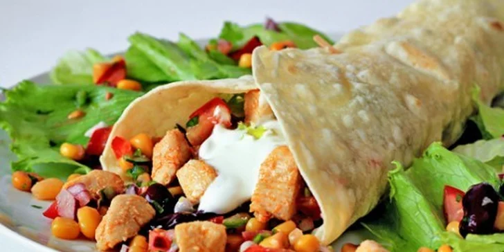 2x mexická tortilla dle výběru s litrem karafy Muškátu moravského