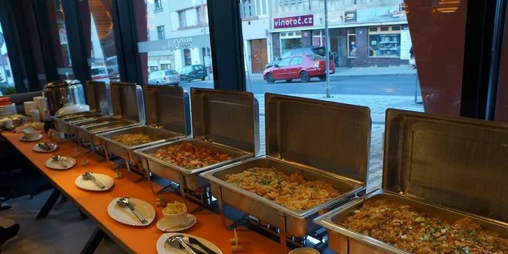 All you can eat - nedělní lunch pro dvě osoby v luxusní Thajské restauraci KiinDi