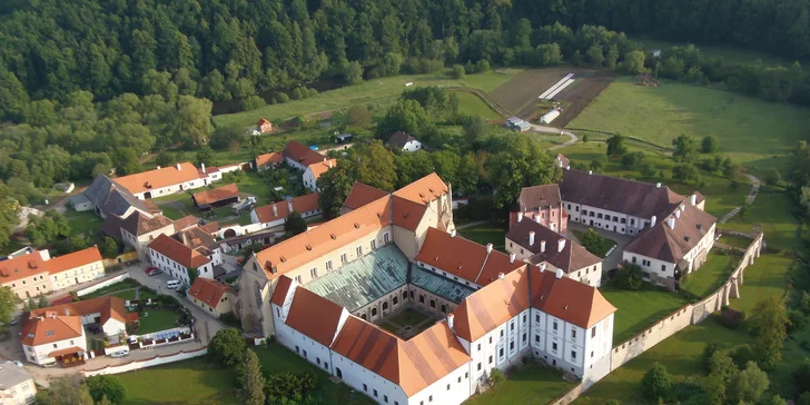 Pohodový pobyt v šumavském údolí: polopenze, masáž, sauna, lyže i výlety