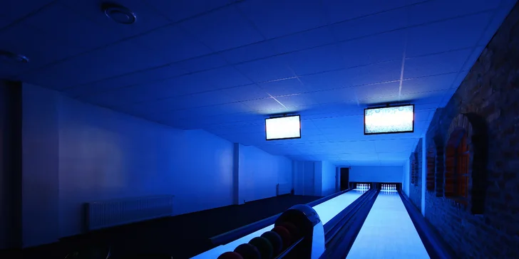 V ceně pobytu je i hodina bowlingu pro dva.