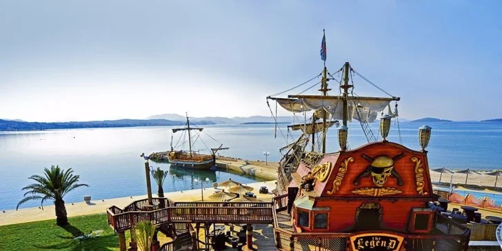 Týdenní dovolená v Beach Resort Solaris**** s dopravou